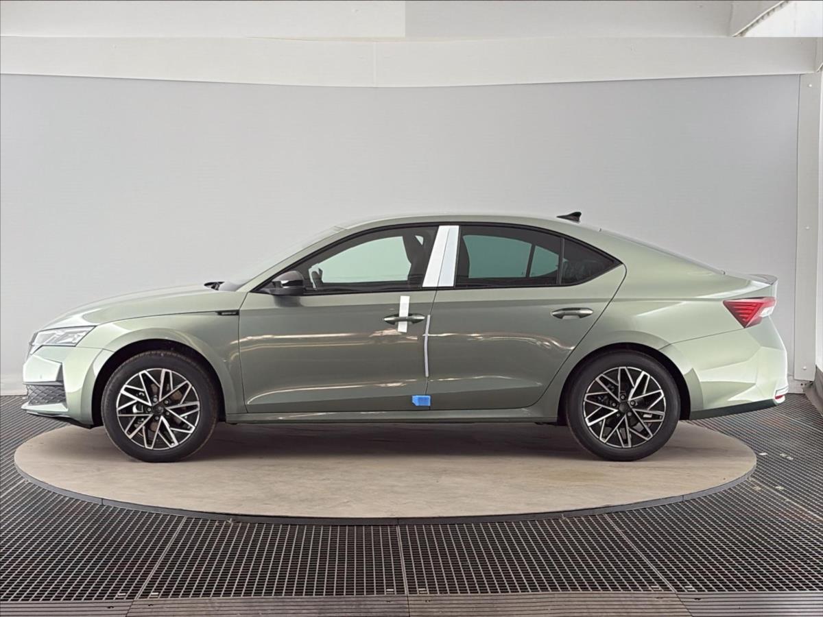 skoda-octavia-1-5-tsi-sportline-dsg - 2