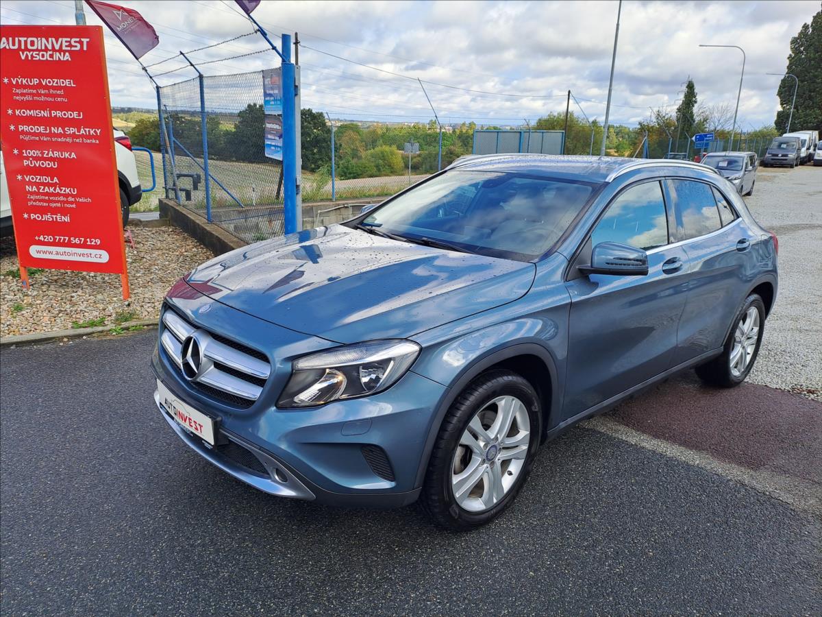 Mercedes-Benz GLA 250 4MATIC AUTOMAT