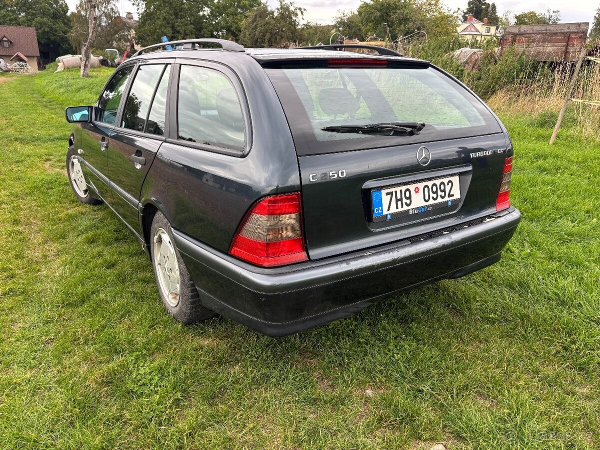 mercedes-benz-tridy-c-2-5-c250-td-110-kw - 2