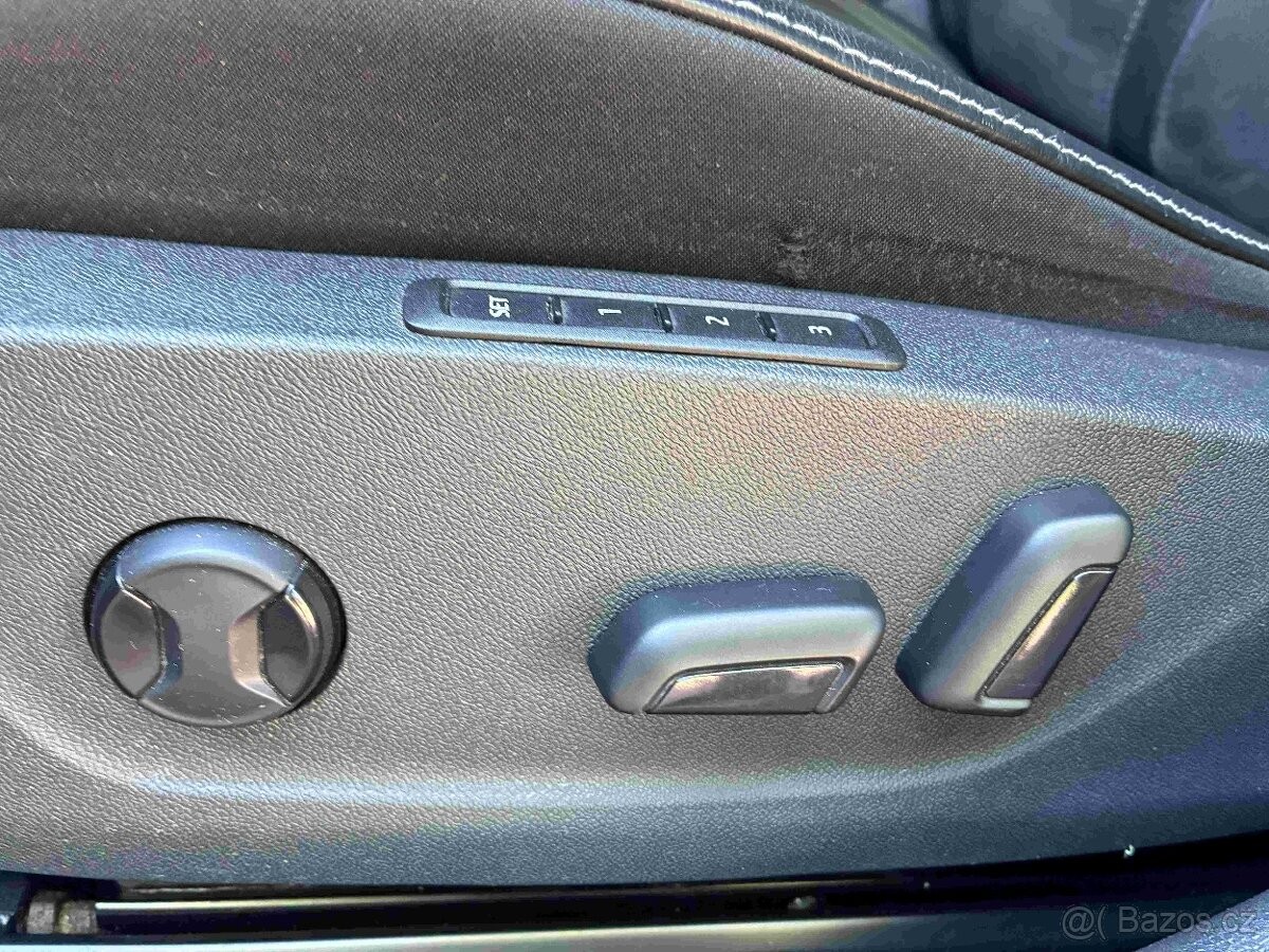 skoda-octavia-2-0-tdi-110kw-dsg-4x4-tazne - 6
