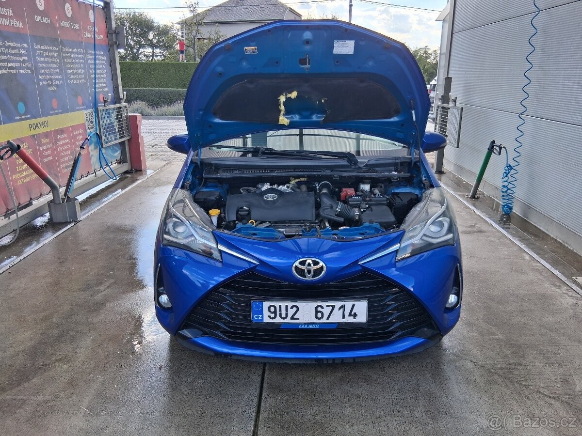 toyota-yaris-1-5 - 7