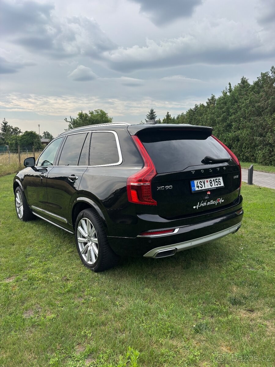 volvo-xc90-d-5-rok-2019 - 2