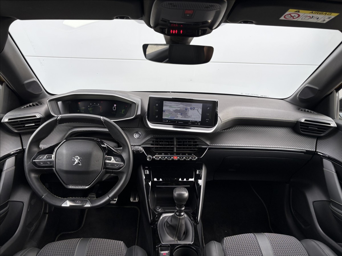 peugeot-208-1-2-pure-tech-gt-line - 6