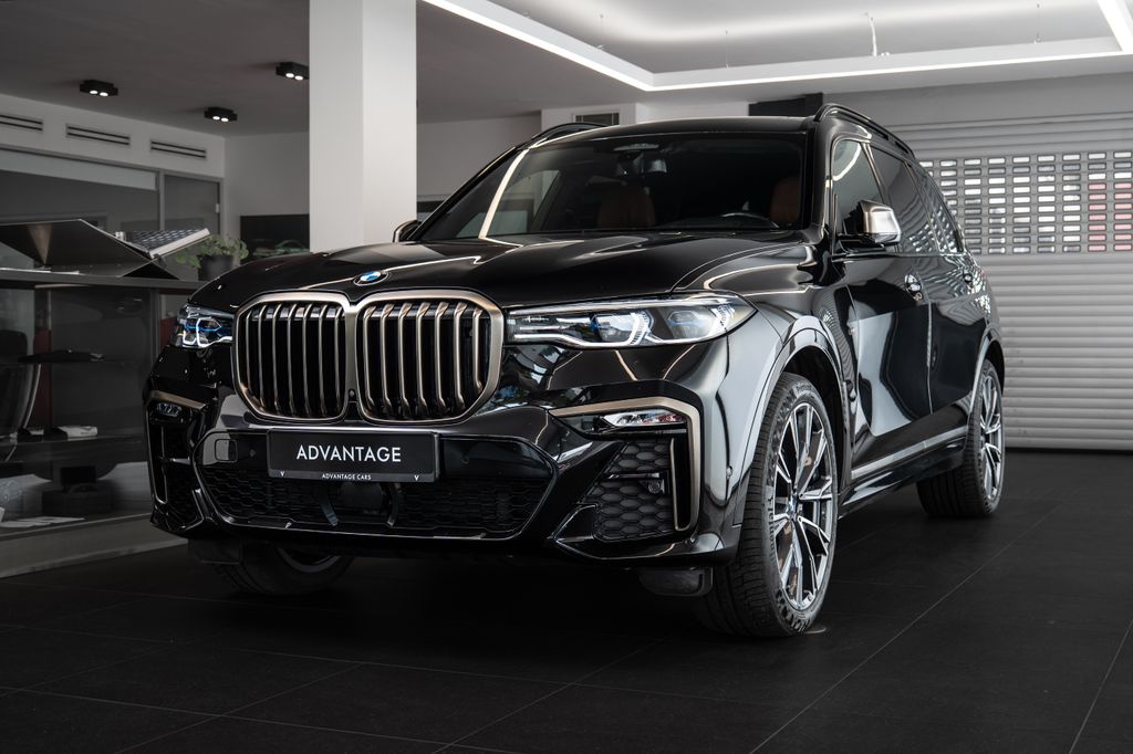 BMW X7 M50i/360/HarmanKardon/Pano