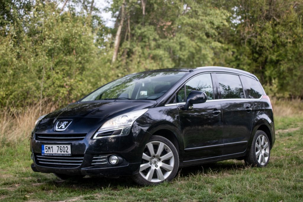 Peugeot 5008 Servisní knížka, tažné