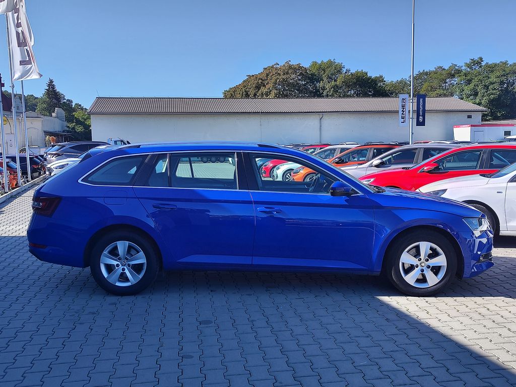 skoda-superb-2-0-tdi-110kw-style-dsg - 3