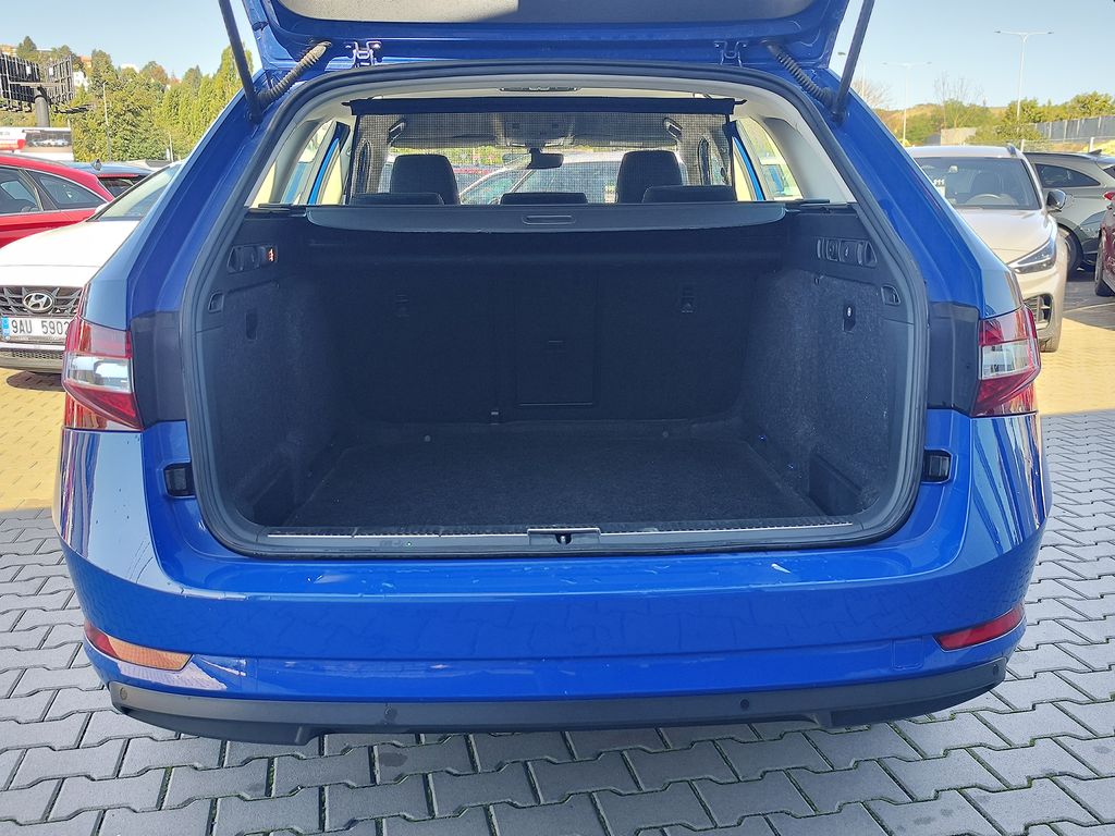 skoda-superb-2-0-tdi-110kw-style-dsg - 8