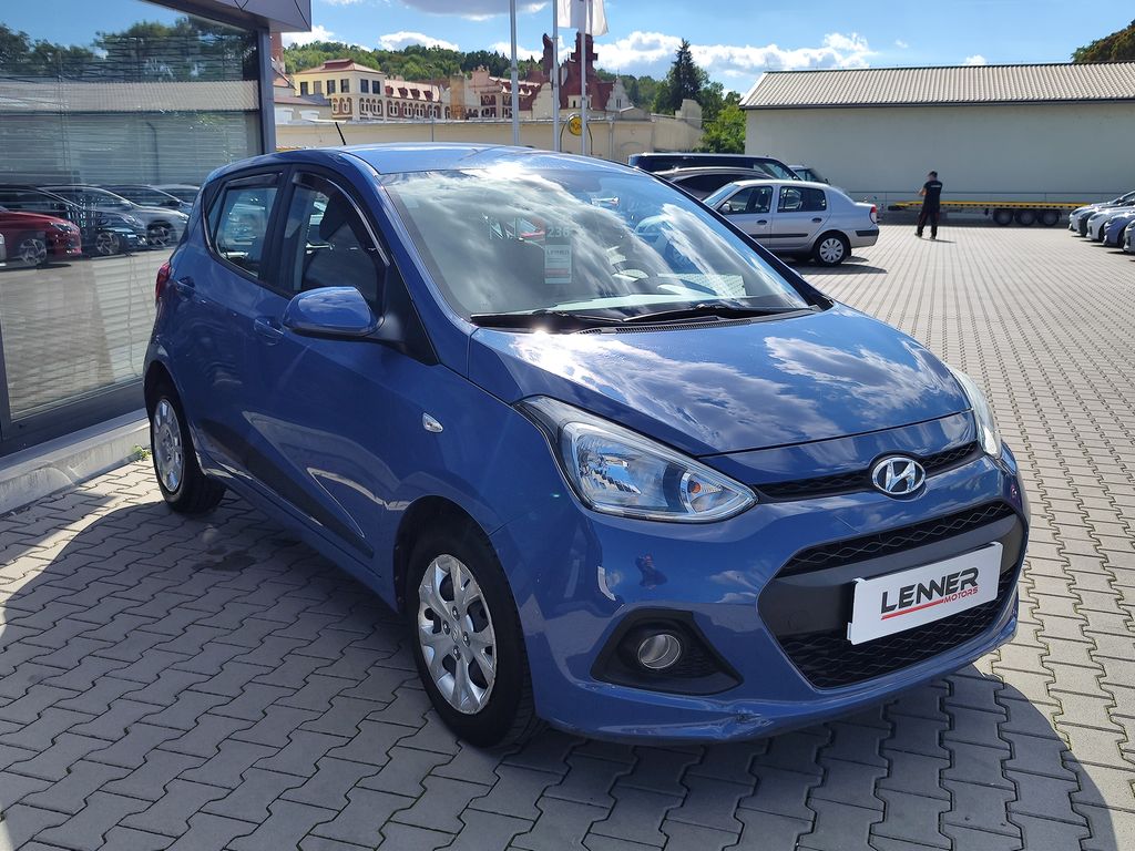 hyundai-i10-1-0i-49kw-family-plus - 2