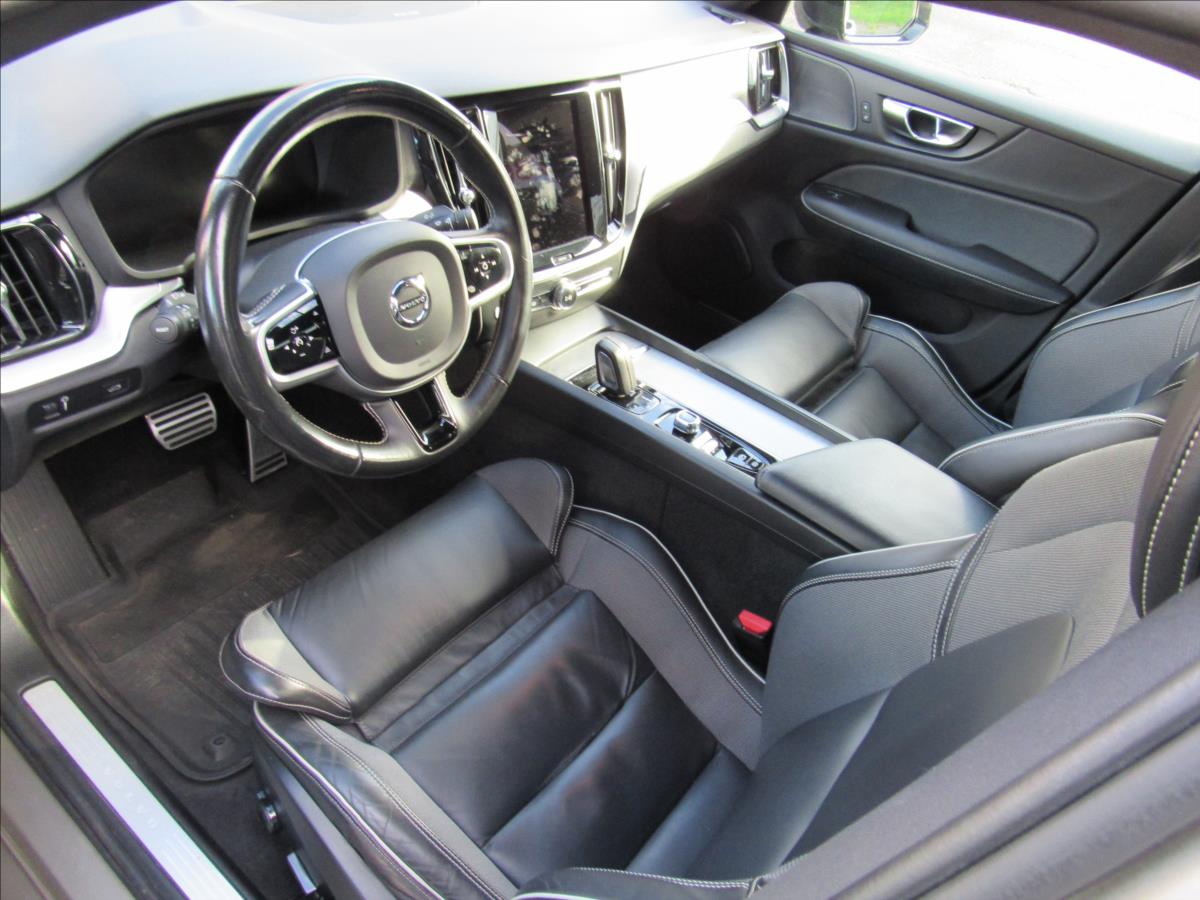 volvo-s60-2-0-b5-184kw-awd-r-design - 8