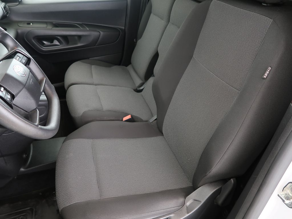 toyota-proace-city-1-5-d-4d-active-cargo-cz-1maj - 8