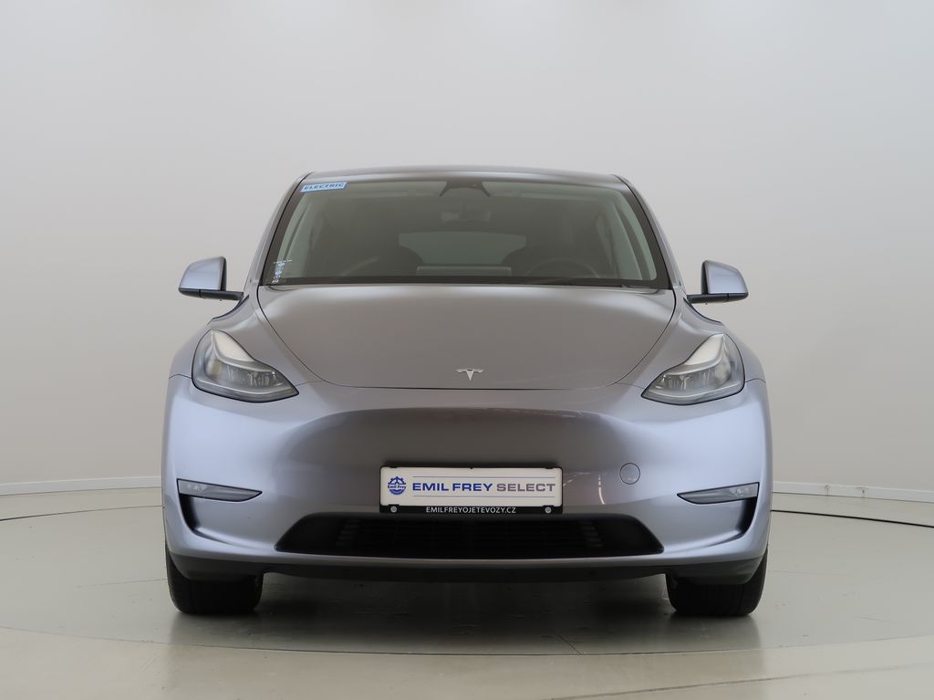 tesla-model-y-long-range-4x4-dual-motor-cz-1maj - 1