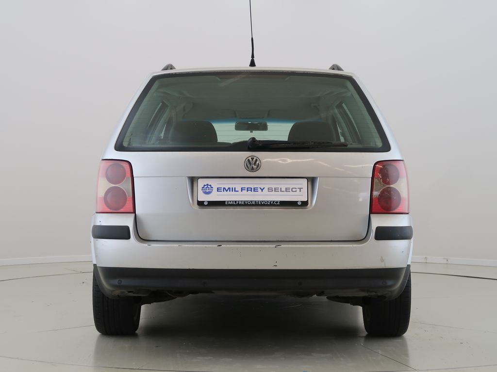 volkswagen-passat-1-9tdi-96kw-automat-bez-stk - 5
