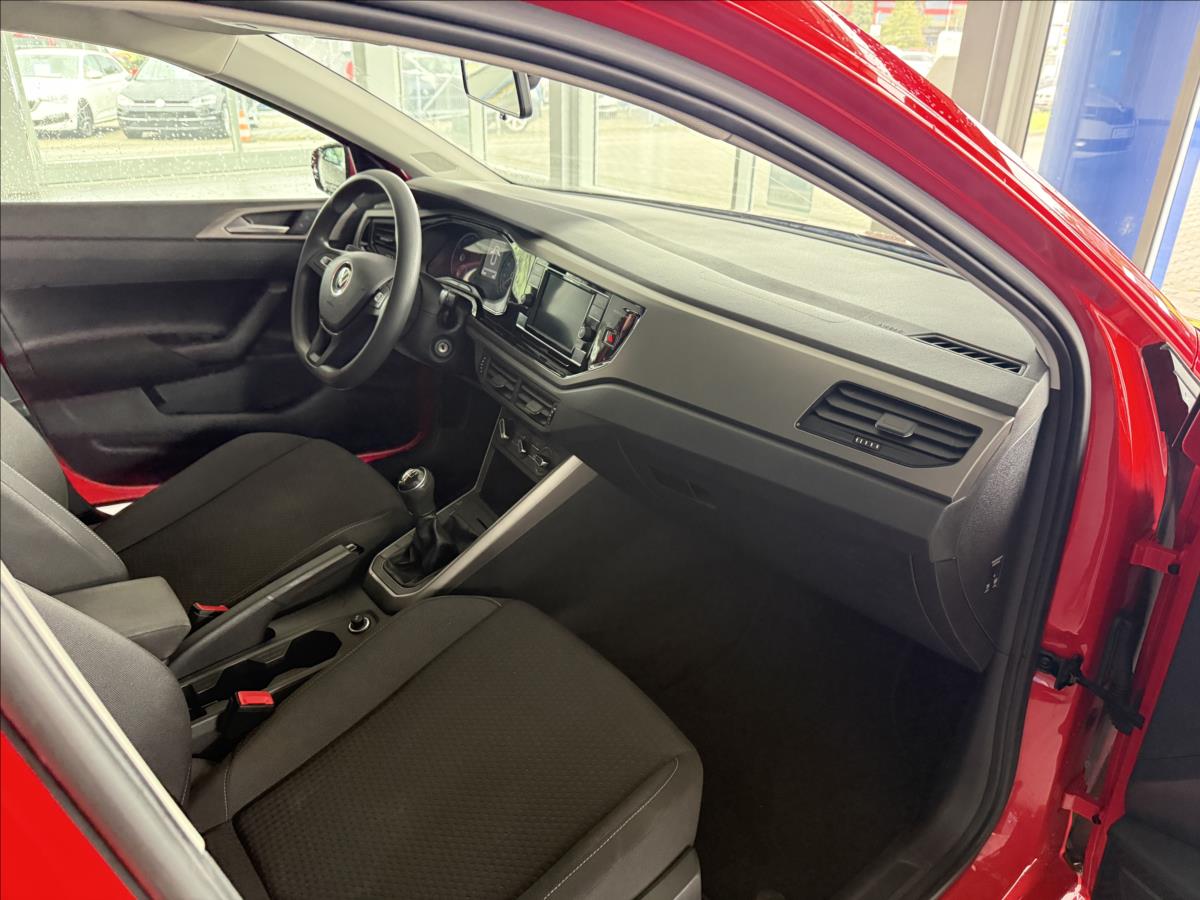 volkswagen-polo-1-0-mpi-59kw-serviska-1-maj - 8