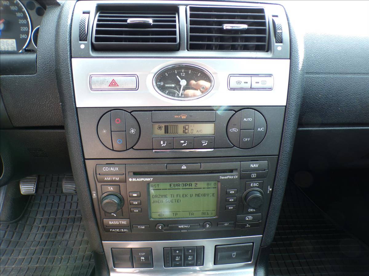 ford-mondeo-2-2-tdci-xenony - 8