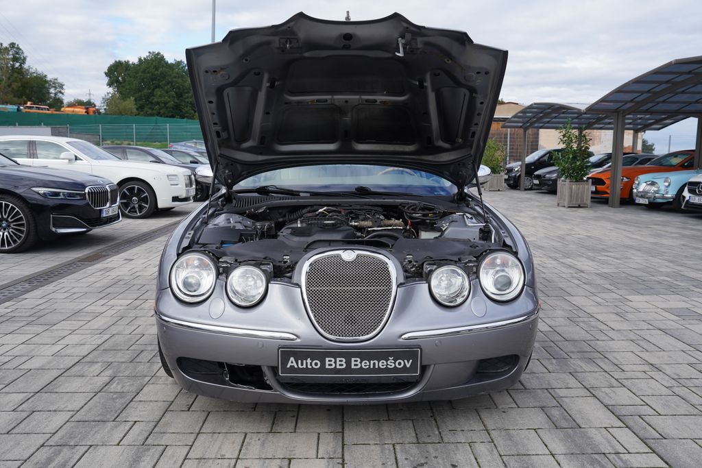 jaguar-s-type-2-7-d-v6-automat-kuze-sibr - 8