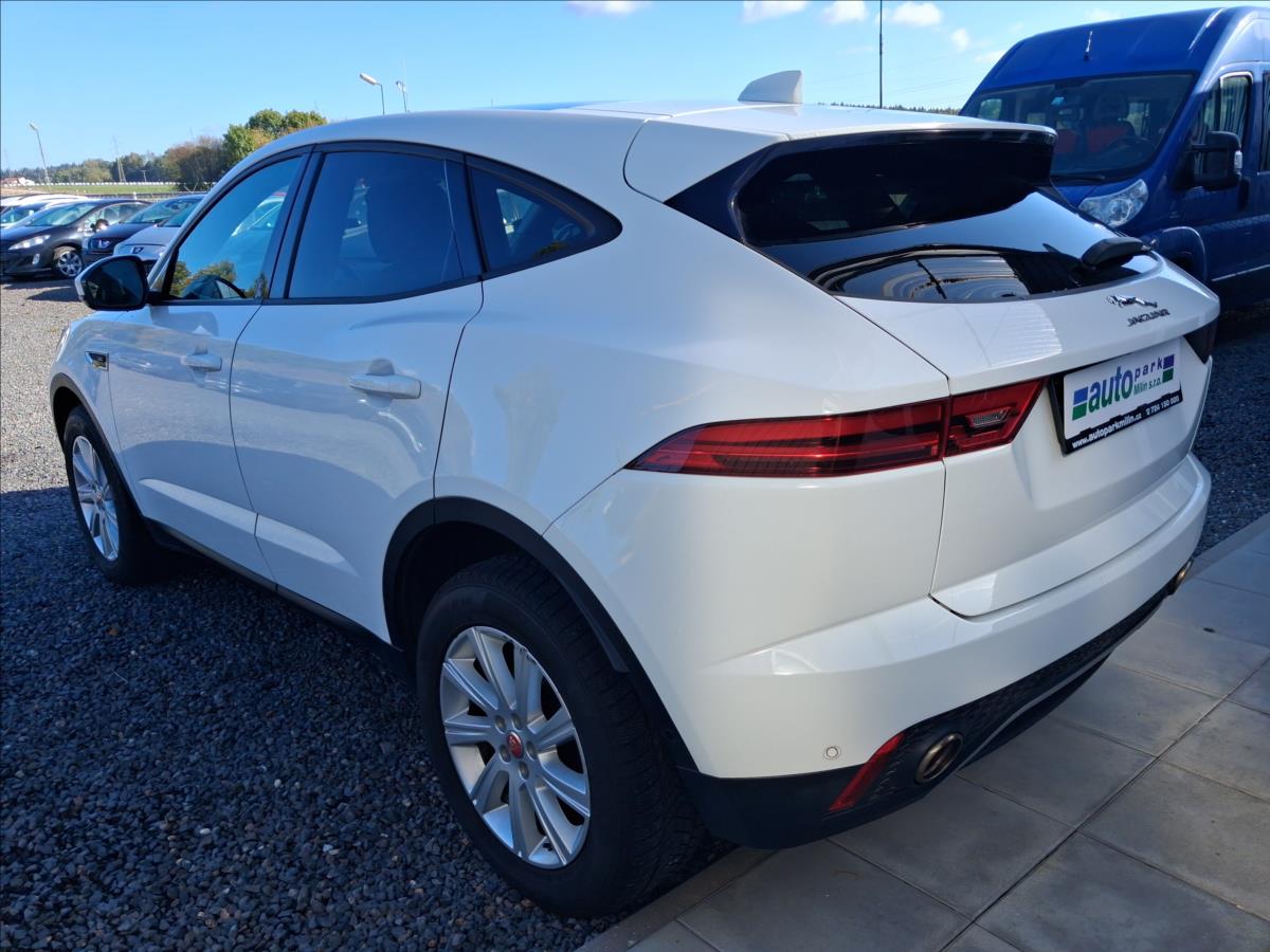 jaguar-e-pace-2-0-se - 4