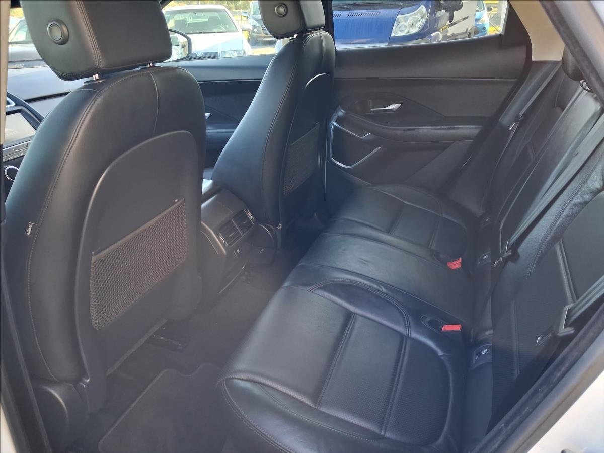 jaguar-e-pace-2-0-se - 9