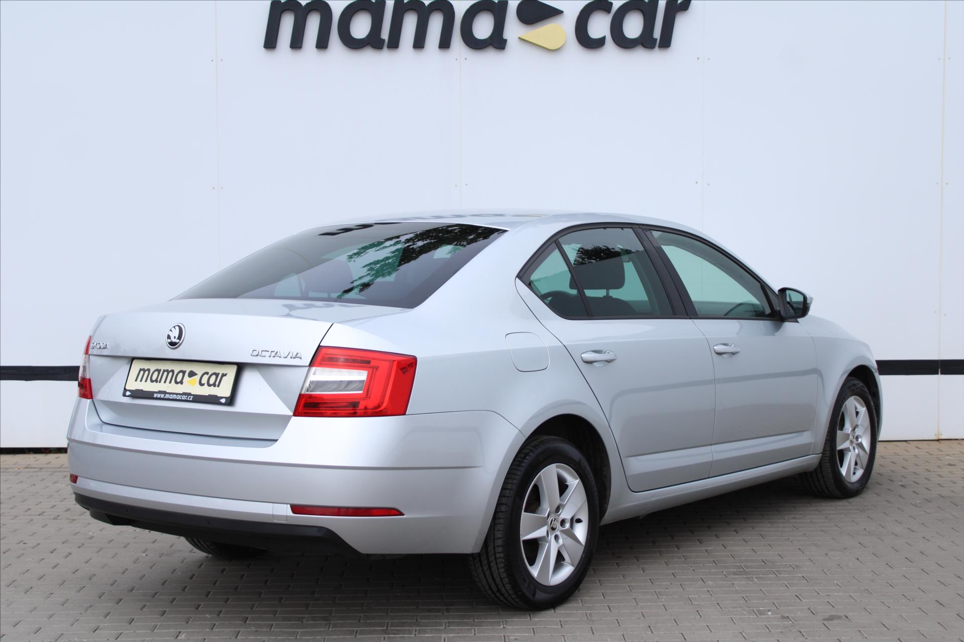 skoda-octavia-1-6-tdi-85kw-dph-1-majitel-cr - 6