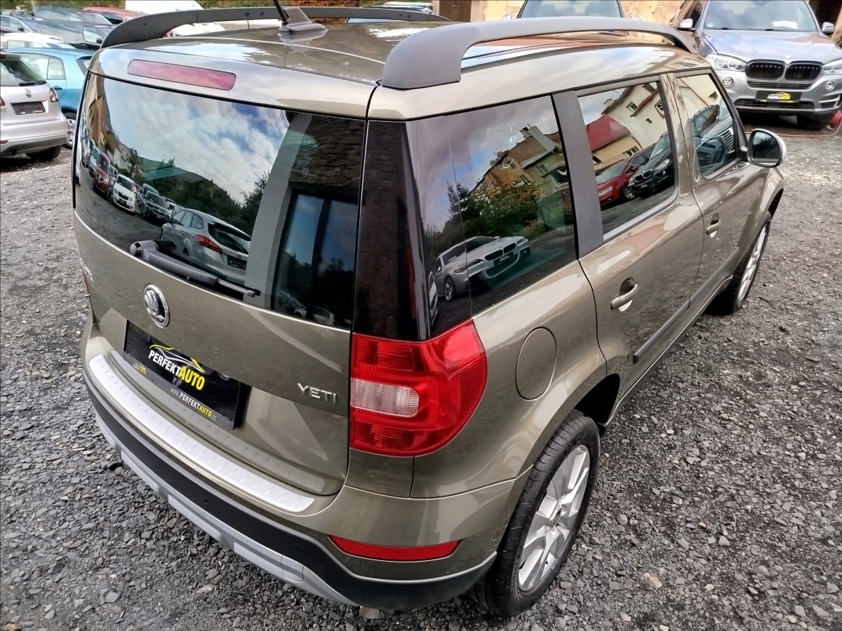 skoda-yeti-1-2-tsi-1-majitel-kuze-navi - 4