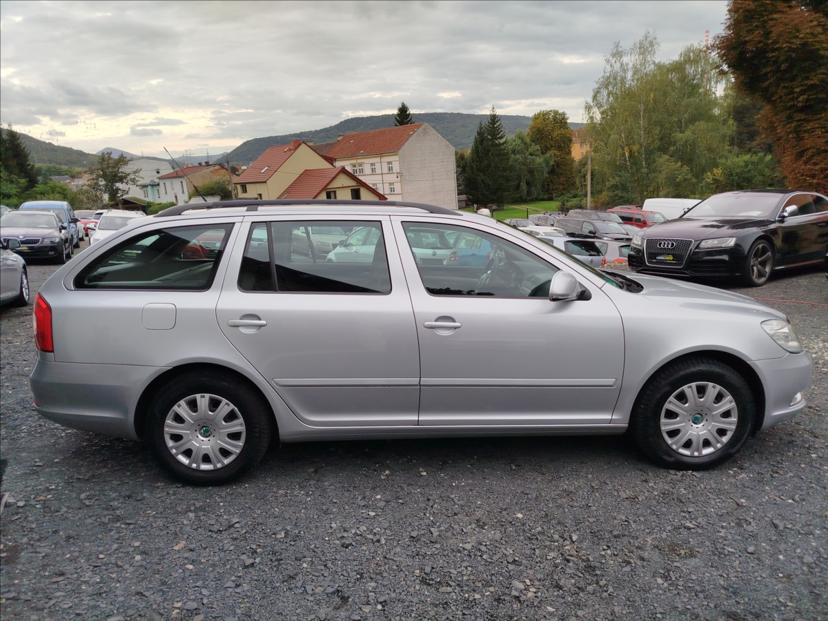 skoda-octavia-1-4-tsi-90-kw-jen-129-tis-km - 6
