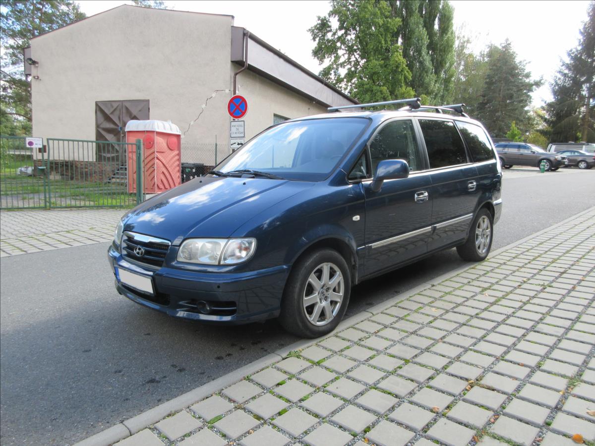 hyundai-trajet-2-0-crdi-6mist-tazne-digiklima - 1