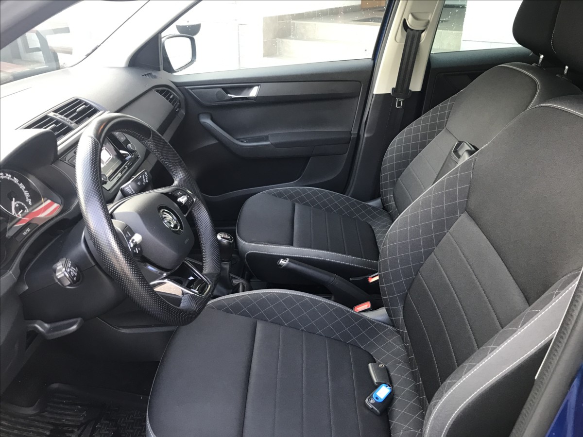 skoda-fabia-1-0-tsi-70kw-tour-black-ed - 9