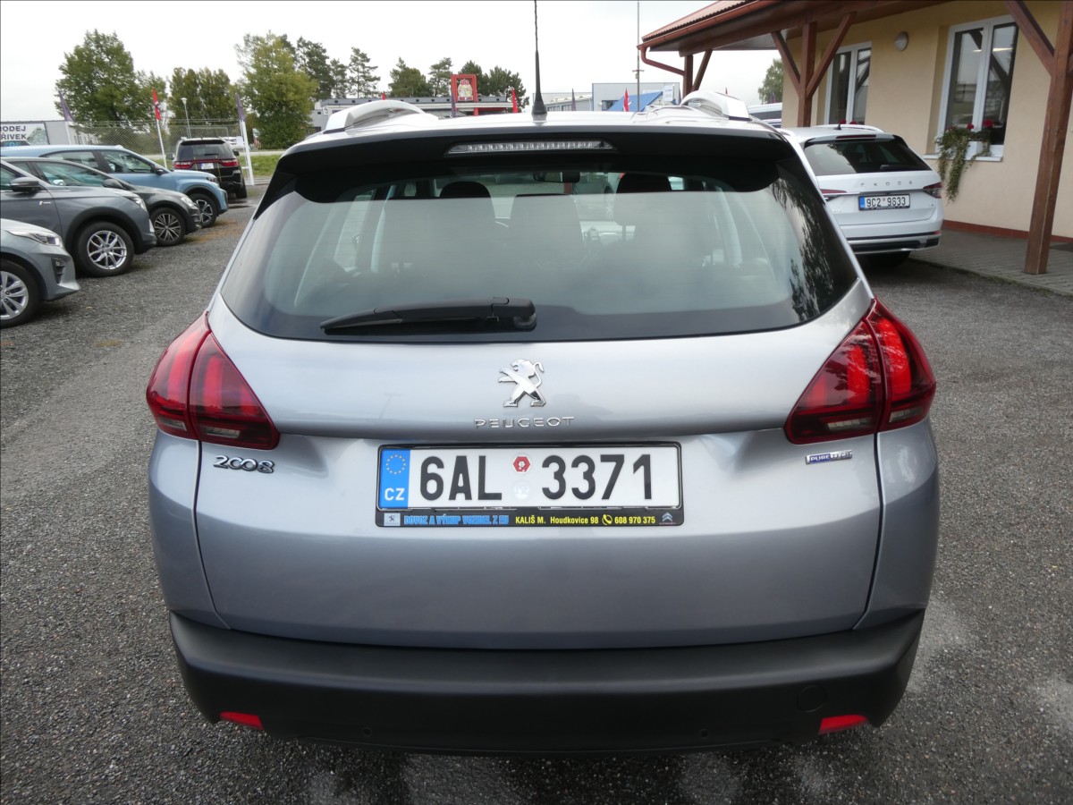 peugeot-2008-1-2-puretech-81kw-automat-cr - 7