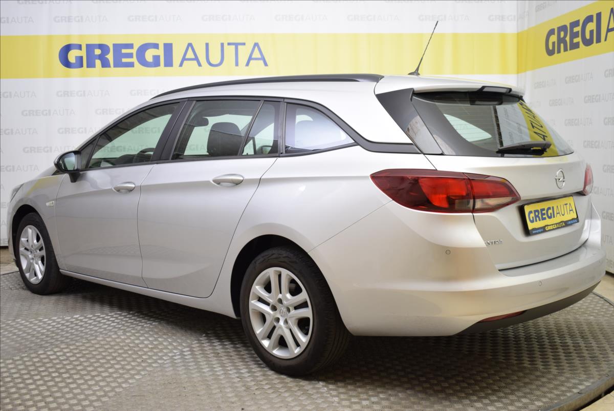 opel-astra-1-2-i-stav-noveho-vozu-po-stk - 5