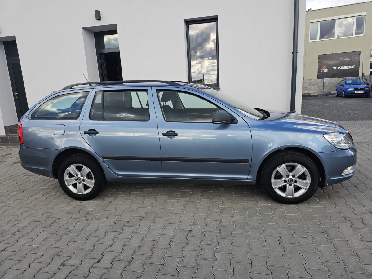skoda-octavia-ii-1-6-mpi75kw-klima-tz-stk - 4