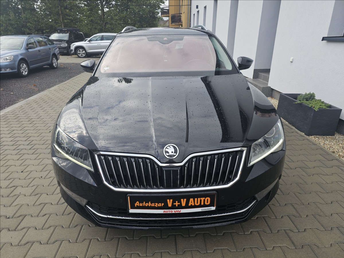 skoda-superb-iii-2-0tdi-1kw-dsg-style - 1