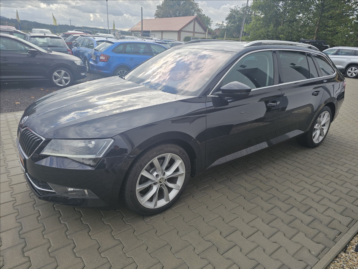 skoda-superb-iii-2-0tdi-1kw-dsg-style - 9