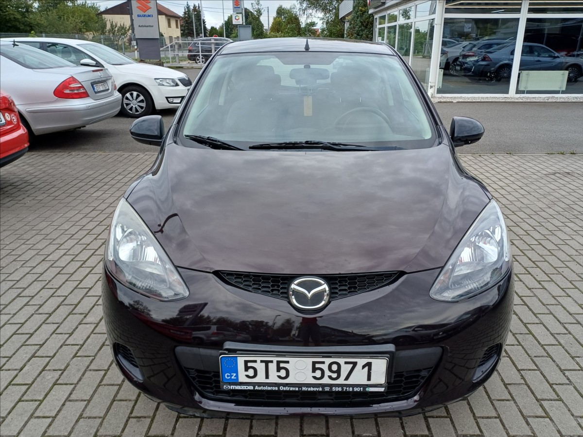 mazda-2-1-4-zimni-kola-1-majitel - 1
