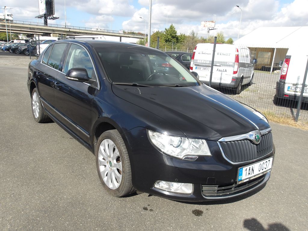 skoda-superb-2-0tdi-103kw-dsg-cr-2-maj - 2