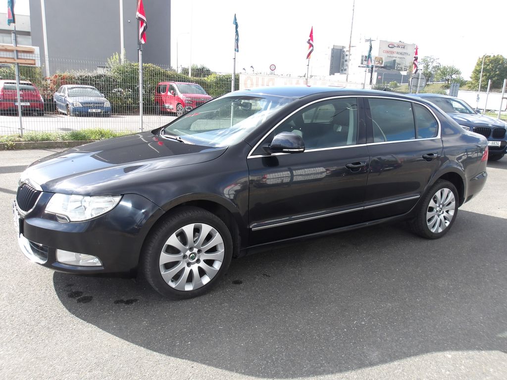 skoda-superb-2-0tdi-103kw-dsg-cr-2-maj - 8