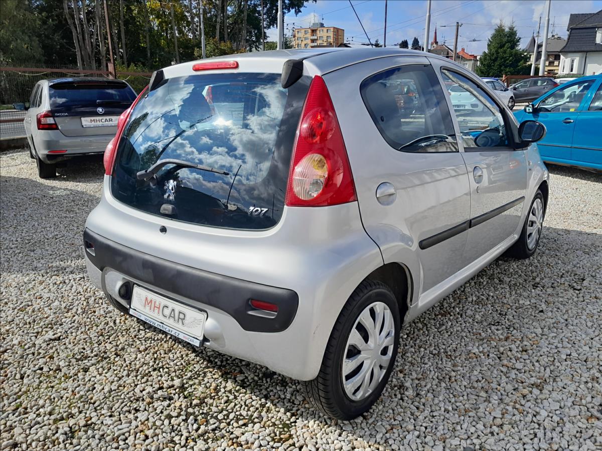 peugeot-107-1-0i-50kw-automat - 6
