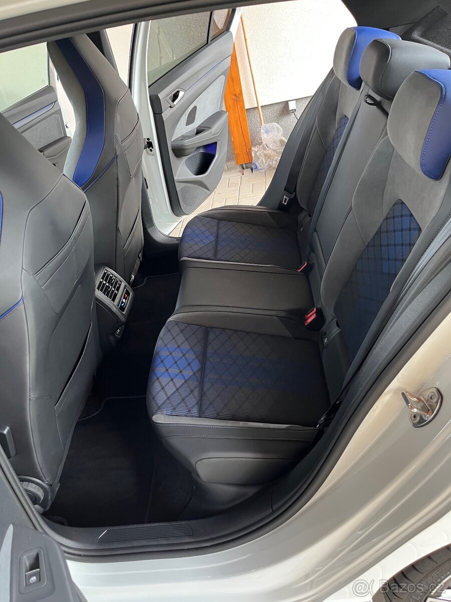 volkswagen-golf-r-perf-245kw-43tis-km - 3