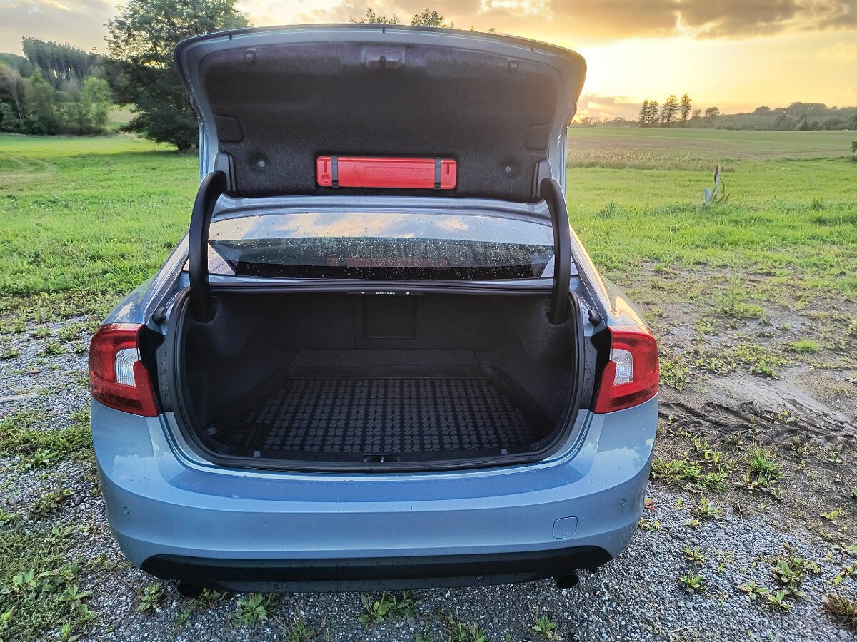 volvo-s60 - 3