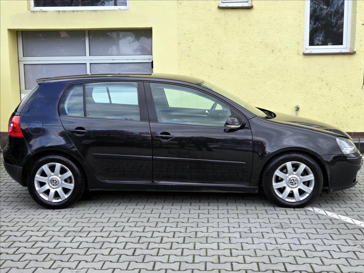 volkswagen-golf-2-0-tdi-sport-rozvody - 5