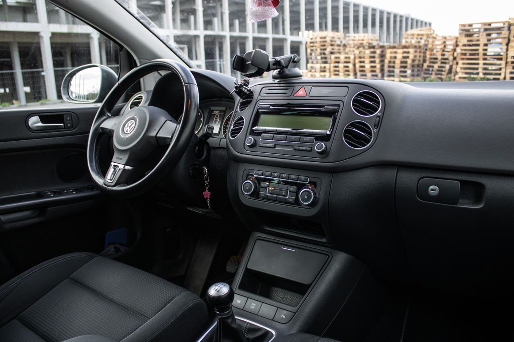 volkswagen-golf-plus - 9