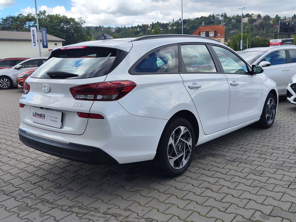 hyundai-i30-1-5-t-gdi-103kw-smart-dct - 4