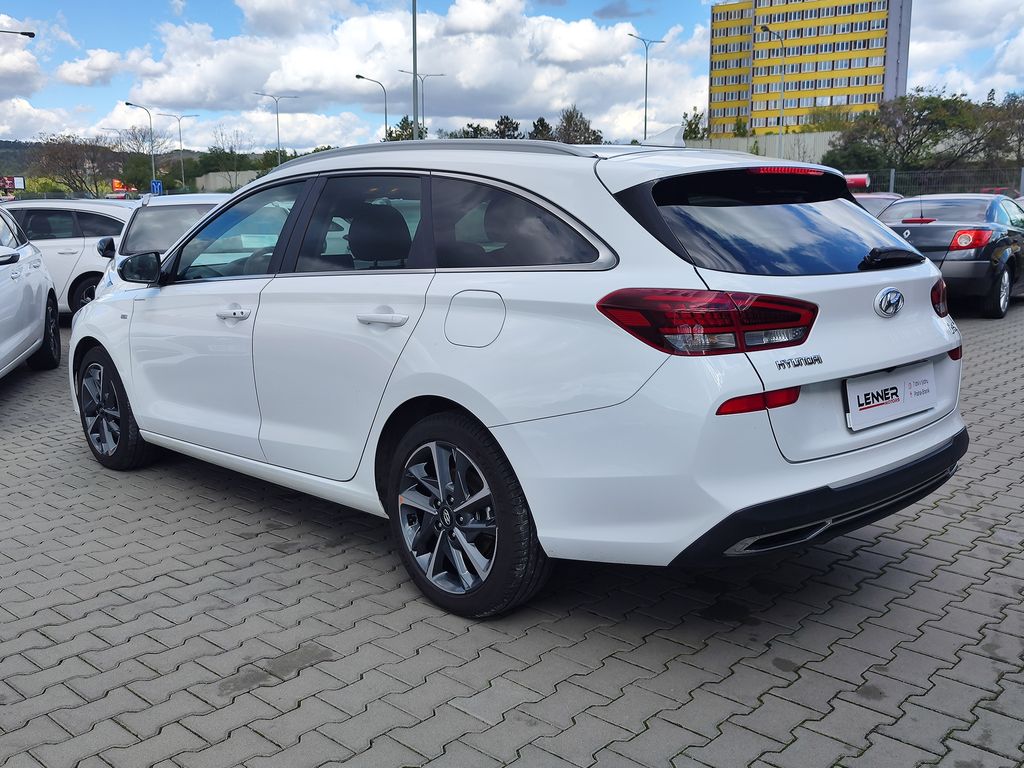 hyundai-i30-1-5-t-gdi-117kw-style-premium - 6