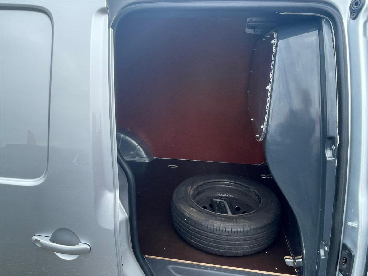 volkswagen-caddy-1-6-tdi - 9