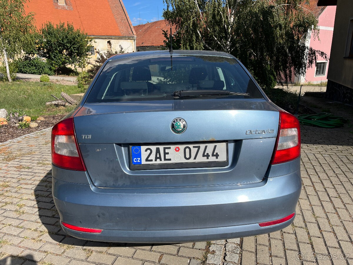 skoda-octavia-1-6-tdi-77kw - 4