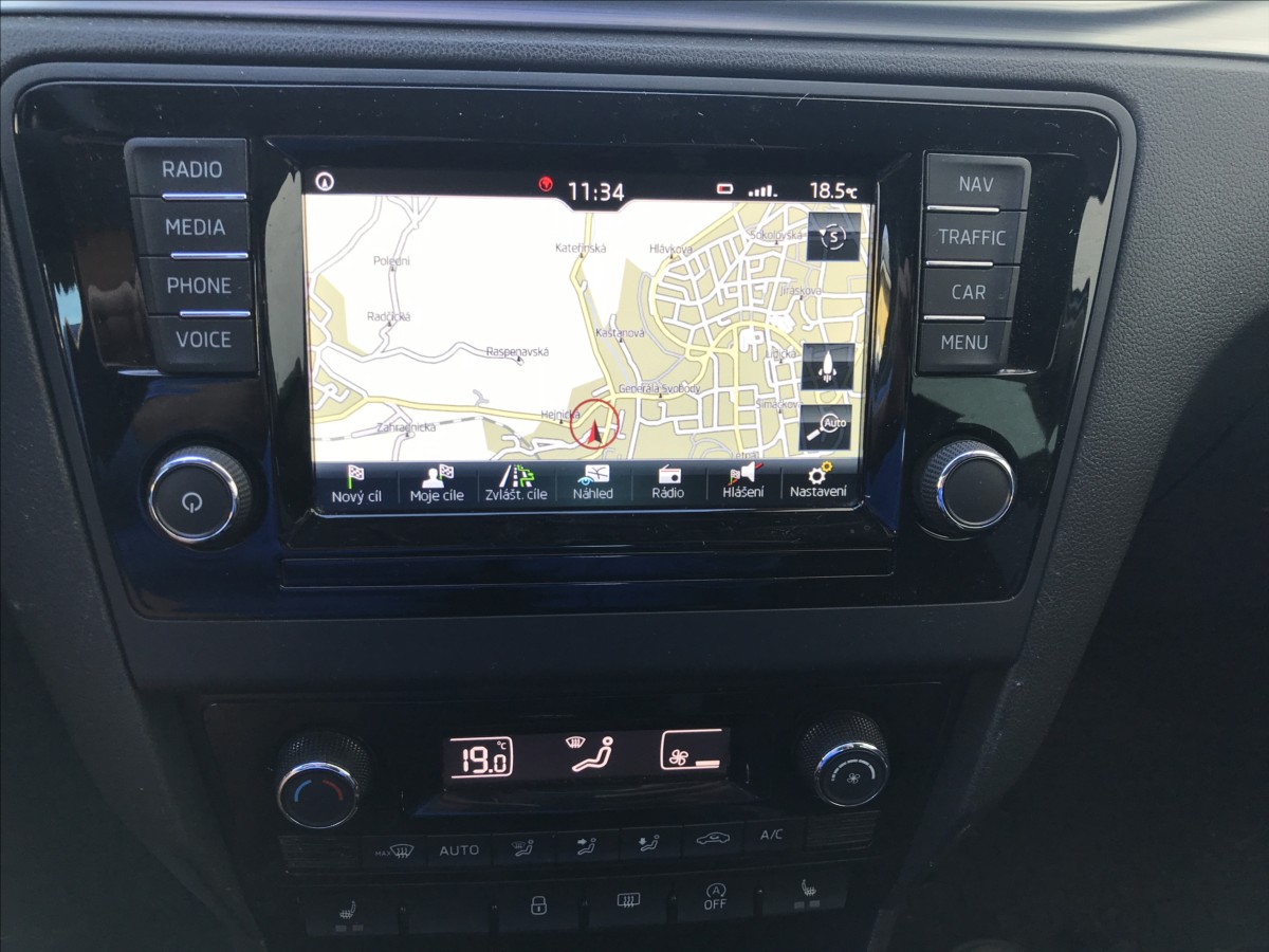 skoda-rapid-1-0-tsi-70kw - 8