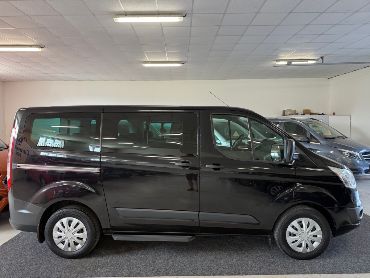 ford-tourneo-custom-2-2-9mist-92kw-po-servisu - 3