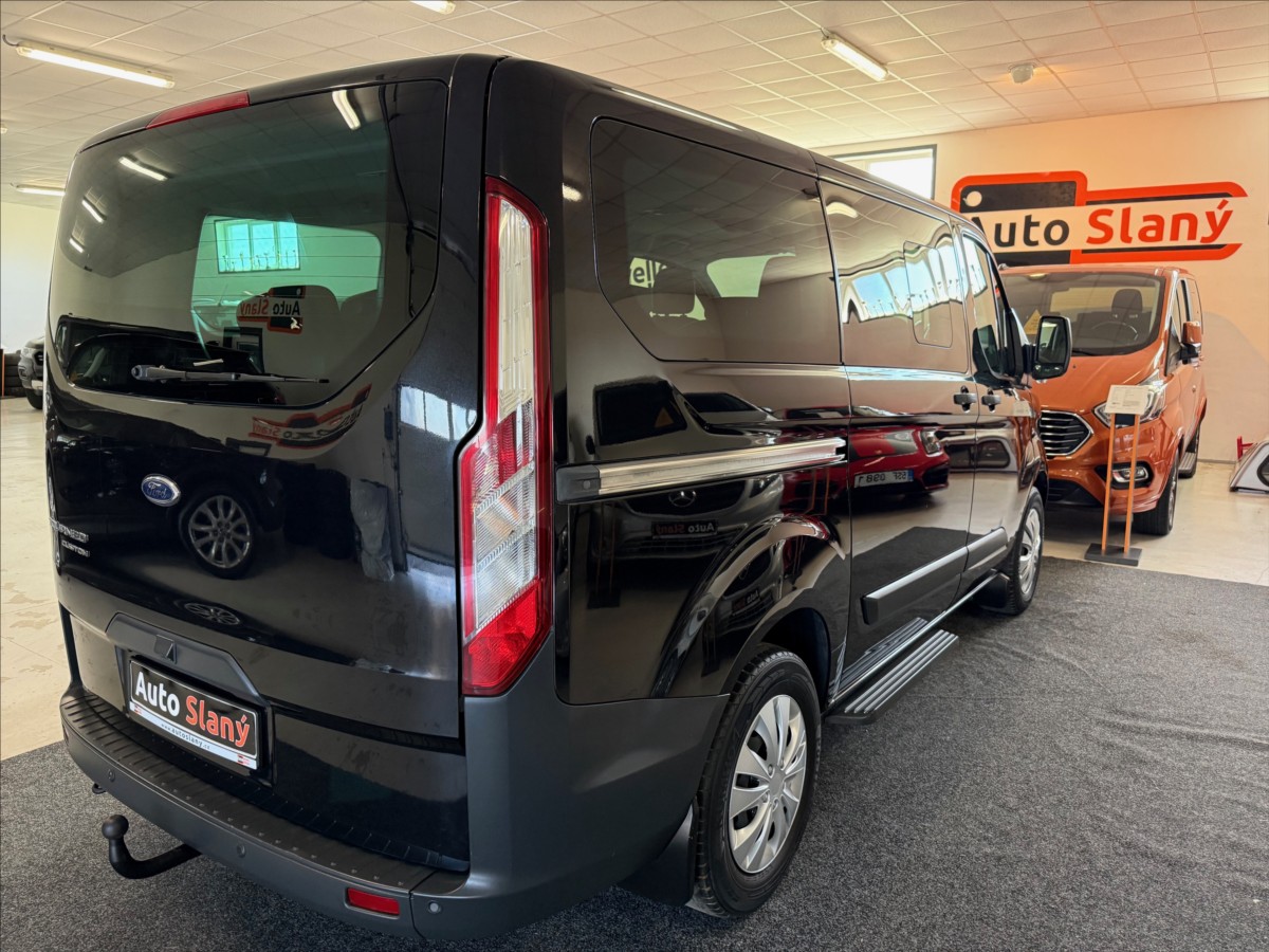 ford-tourneo-custom-2-2-9mist-92kw-po-servisu - 5