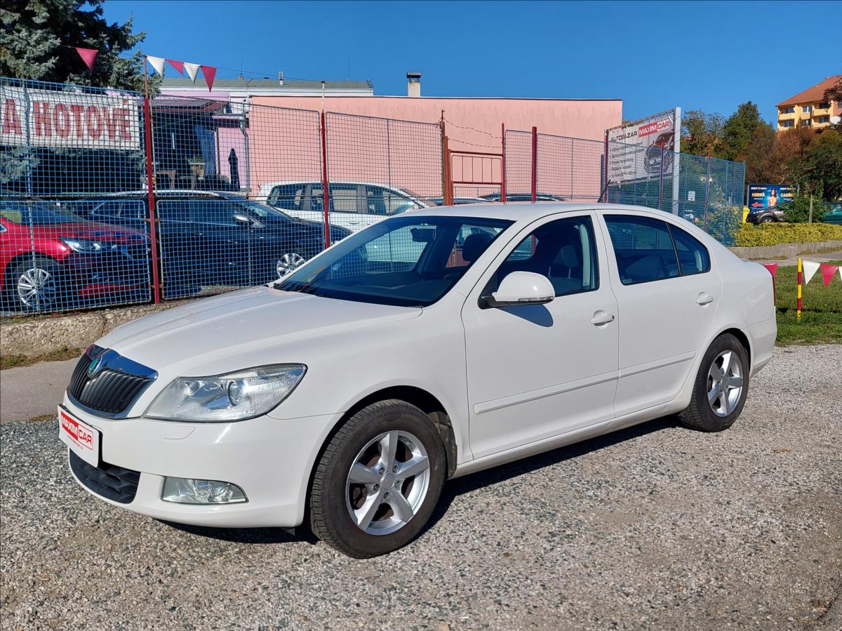 Škoda Octavia 1,6 TDi DSG ČR po rozvodech