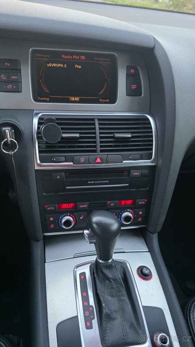 audi-q7-3-0-tdi-176kw-quattro-2010 - 6