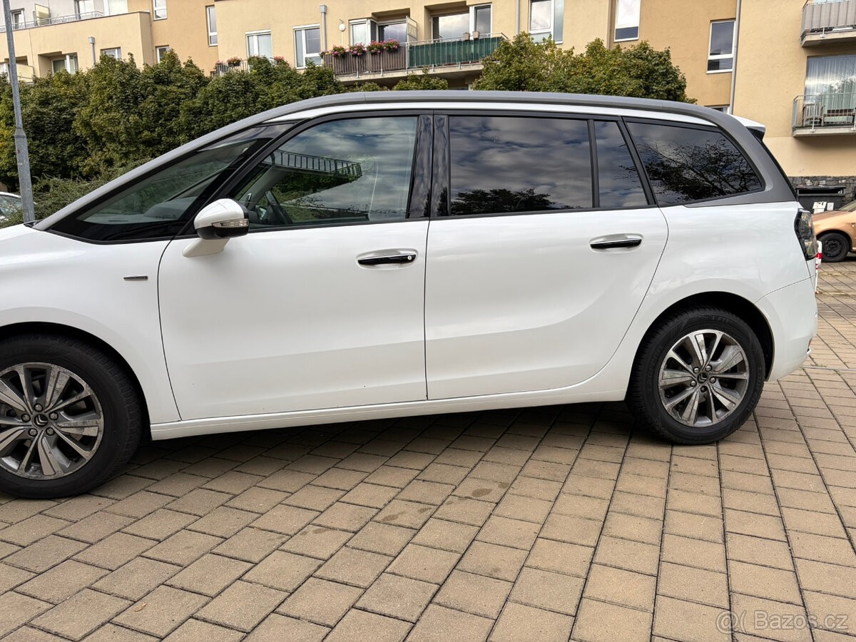 citroen-c4-picasso-2-0-hdi - 6