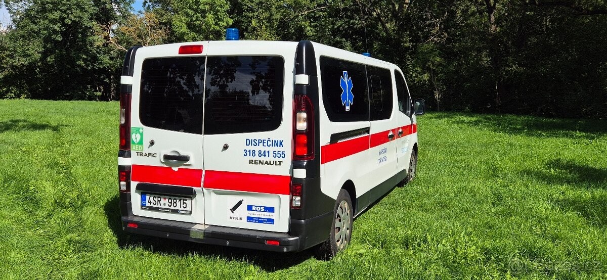 renault-trafic-1-6-sanitni-vuz - 1